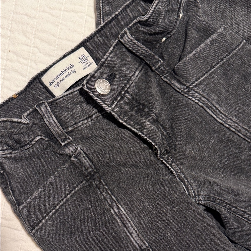Abercrombie & Fitch kids Charcoal High Rise wide leg Jeans